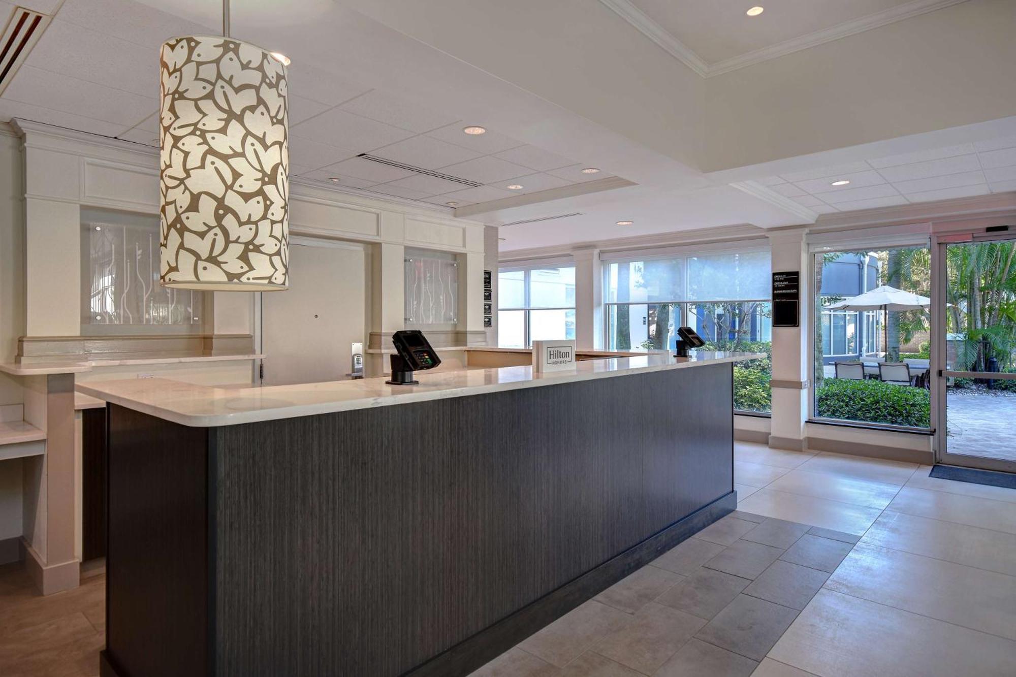 Hilton Garden Inn Fort Myers Dış mekan fotoğraf